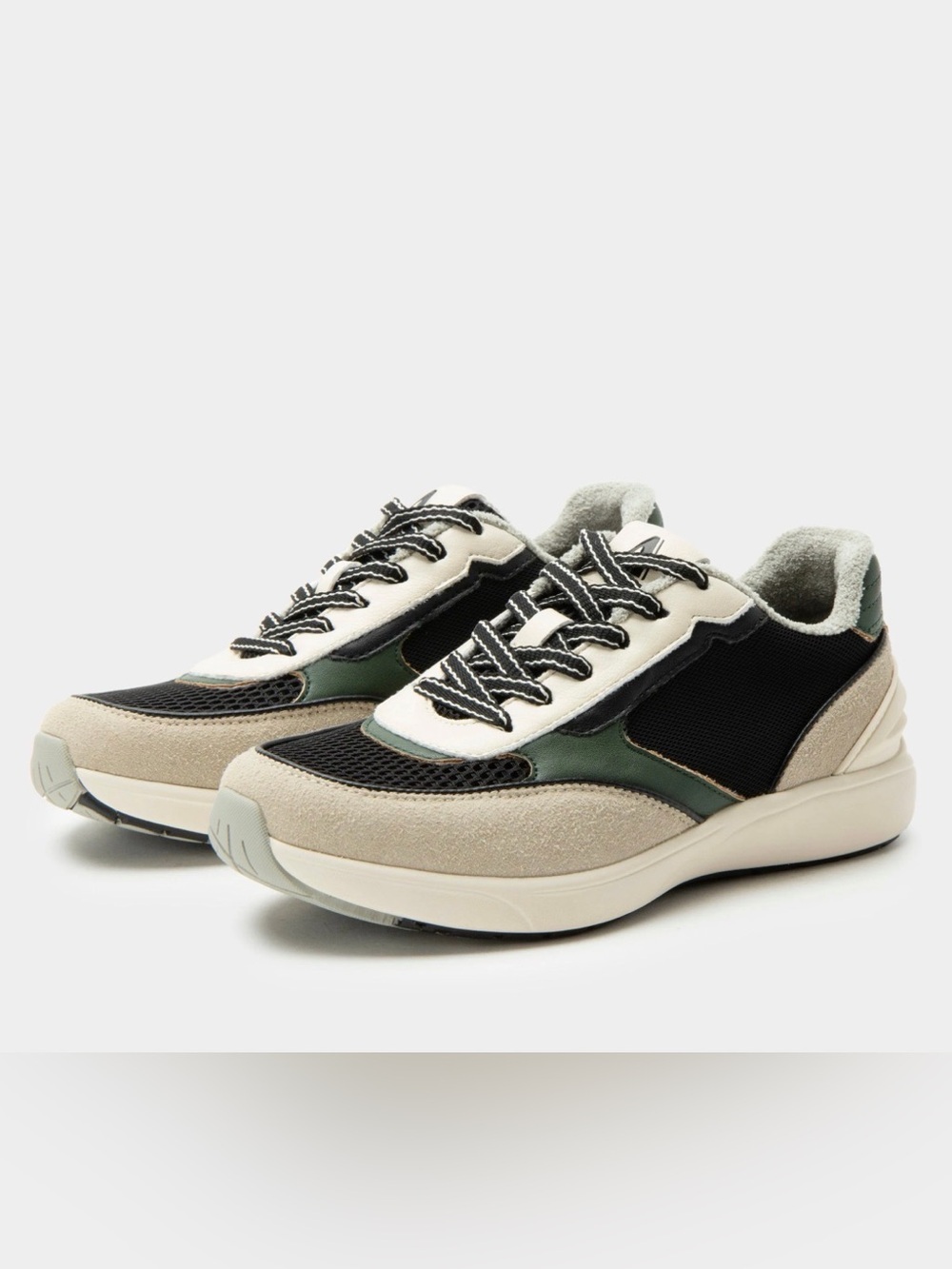 **NWOT** Alegria Embyr Sneakers in Black, Green & Cream